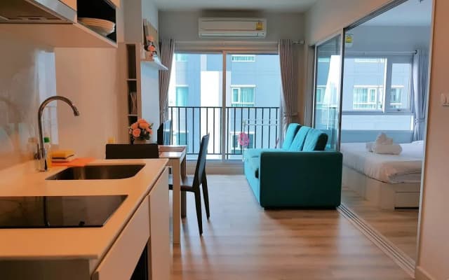 1BR Centric Sea 115 With Infinity Pool - photo 2