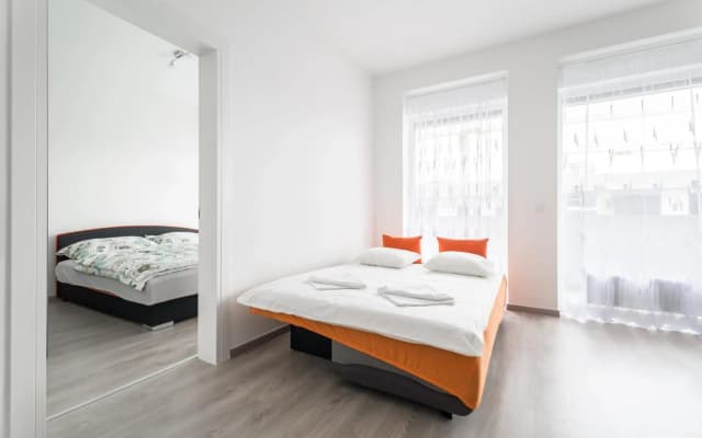 BpR CHIC White Home with Terrace & A/C & Garage - photo 4