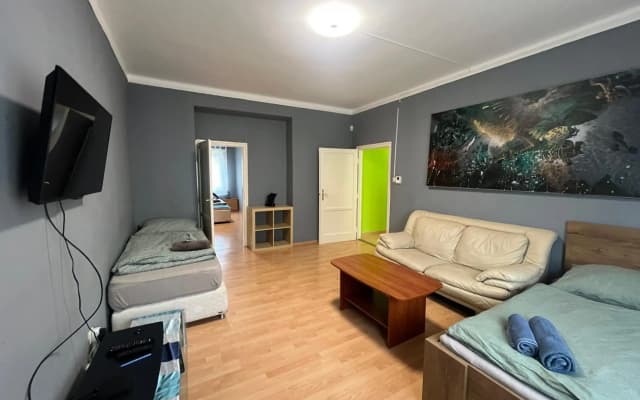 Family Friendly Apartman - photo 4