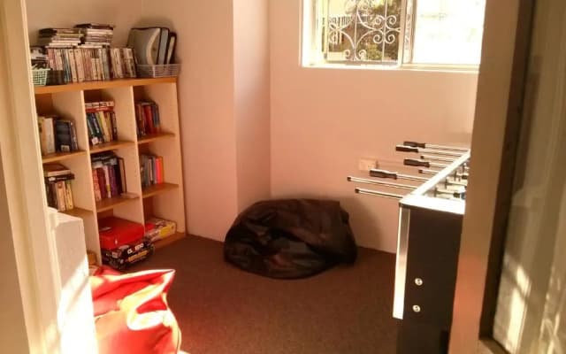 Manly Bunkhouse - Hostel - photo 3