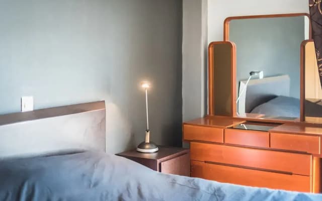 Topfloor Central Apt With Urban Views - photo 2
