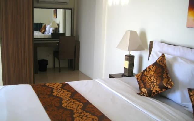 Ganga Hotel & Apartments - photo 3