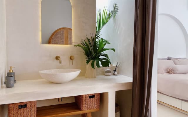 Splendid Villa Eden White Canggu Pool & 2 Bd - photo 3