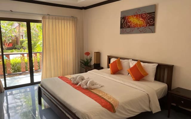 Lanta Seafront Resort - photo 3