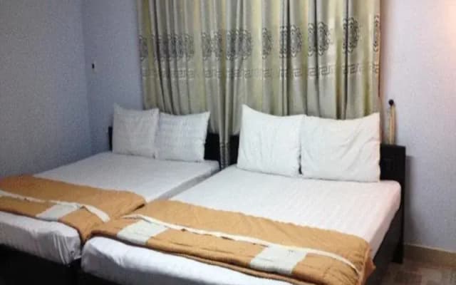Long Phu Hotel - photo 4