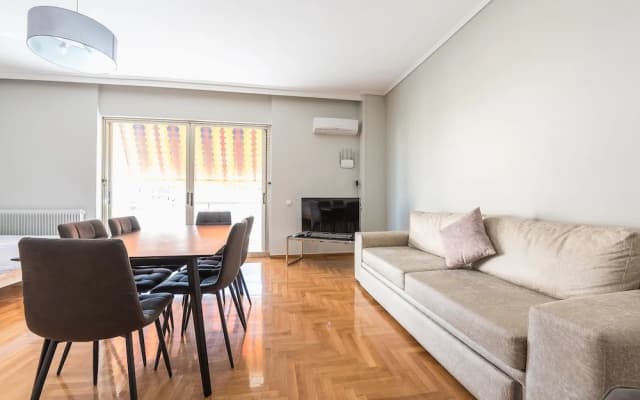 Victoria Black Pearl Apartments - photo 2