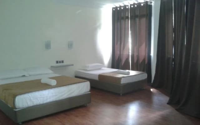 Juita Premier Hotel - photo 4