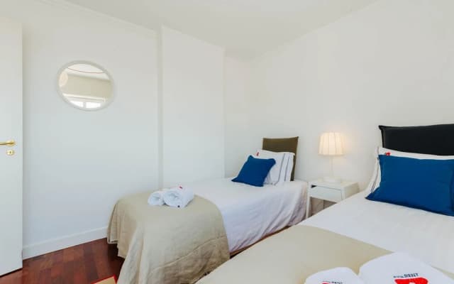 Rent4rest Lisbon Graca River View - photo 5