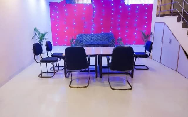 Hotel Rose Residency - Near Sector 9 Metro Station by Roomshala 002 - photo 4