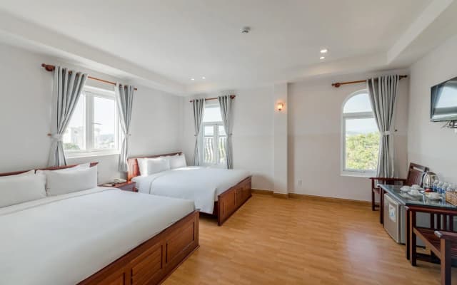 Holiday Phu Quoc Hotel - photo 3