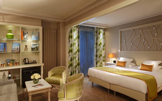 Hotel Rochester Champs Elysees - photo 3