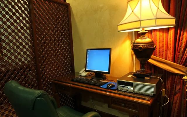 Grand Excelsior Hotel Sharjah - photo 4