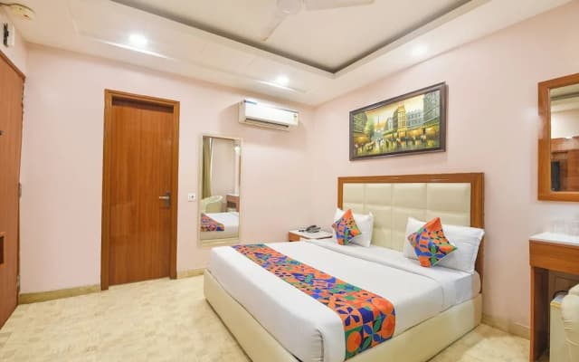FabHotel Ramhan - Nr. Patel Nagar Metro - photo 4