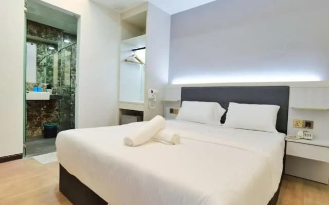 BookMe Hotel - photo 5