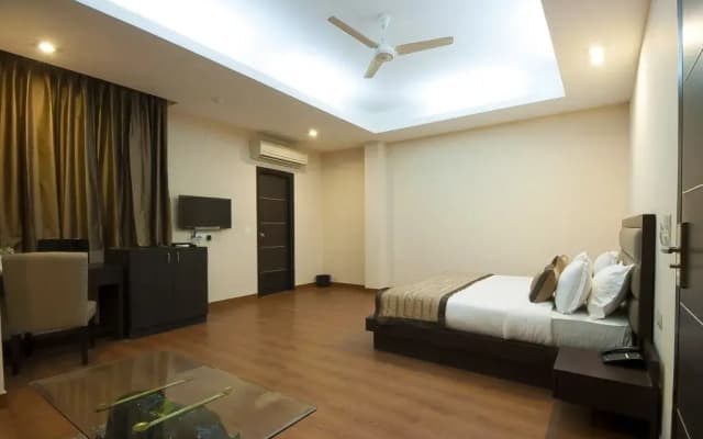 Hotel Aura, IGI Airport - photo 4