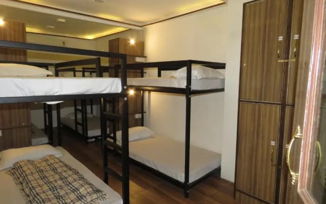 Comfort Stay Hostel - photo 4