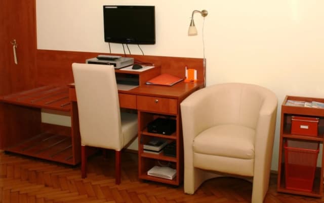 Paprika Apartment Studio - photo 4