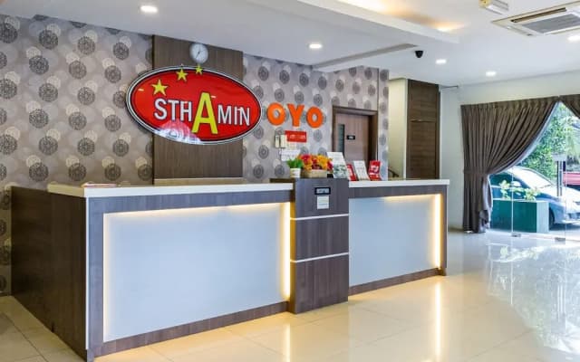 Mostyn Hotel by Oyo Rooms - photo 2