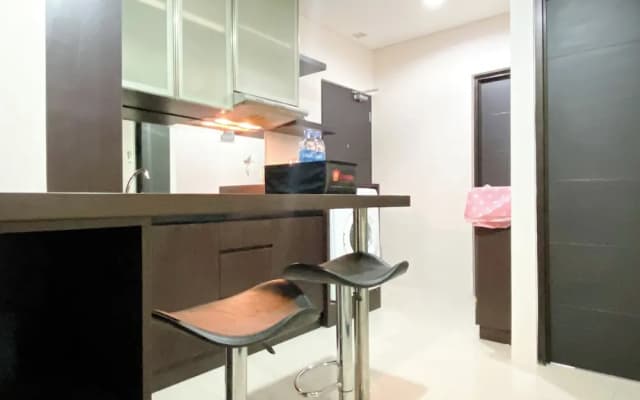 Spacious And Restful 1Br Tamansari Semanggi Apartment - photo 4