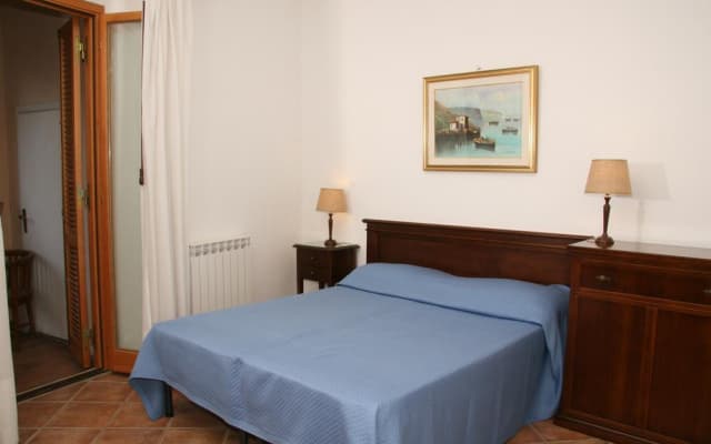 Gaudí Guesthouse - photo 2