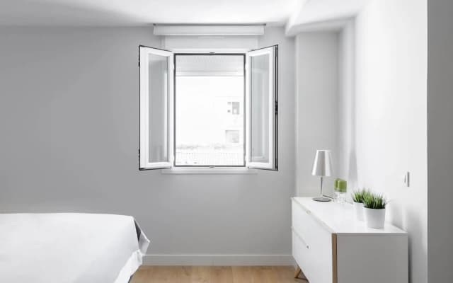 Home Art Apartments - photo 2