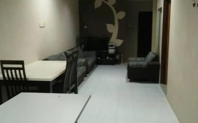 Orchid Dahlia Homestay - photo 4