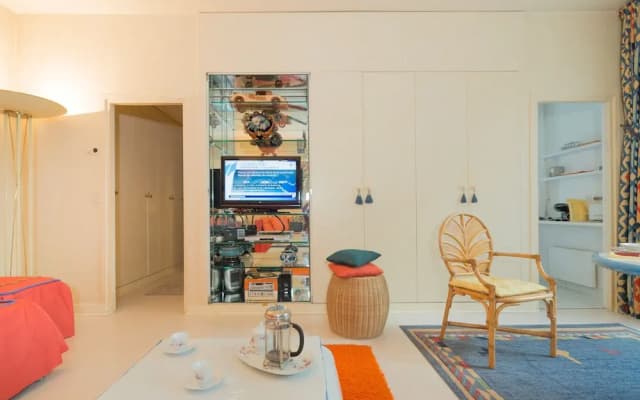 FOCH-CHAMPS ELYSEES Suites - photo 3