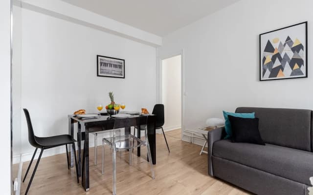 Eiffel Tower - Bir Hakeim Apartment - photo 3