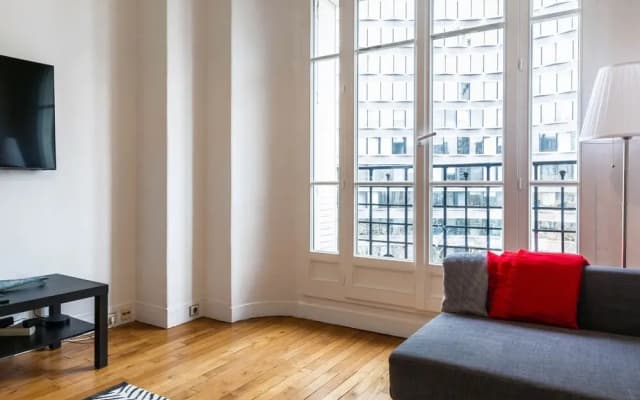 Zola Riverview Great 2 Bedroom in Paris - photo 4