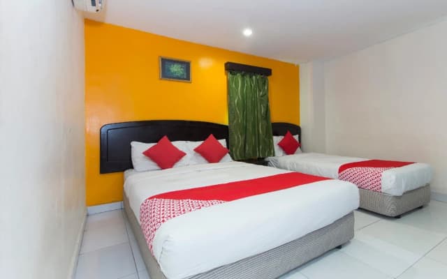 OYO 427 Hotel Kristal - photo 4