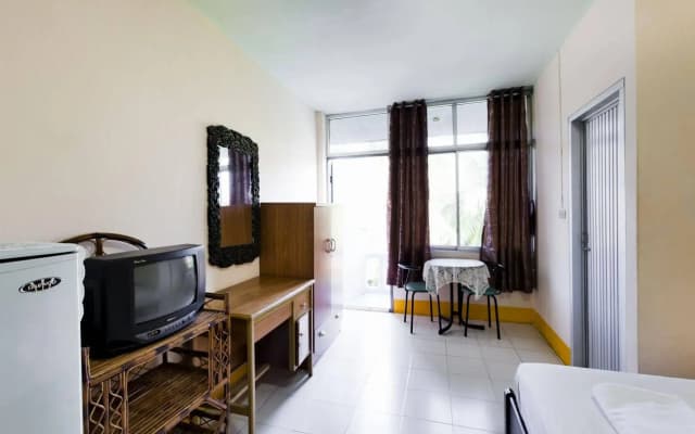 Kangaroo Guesthouse - photo 5