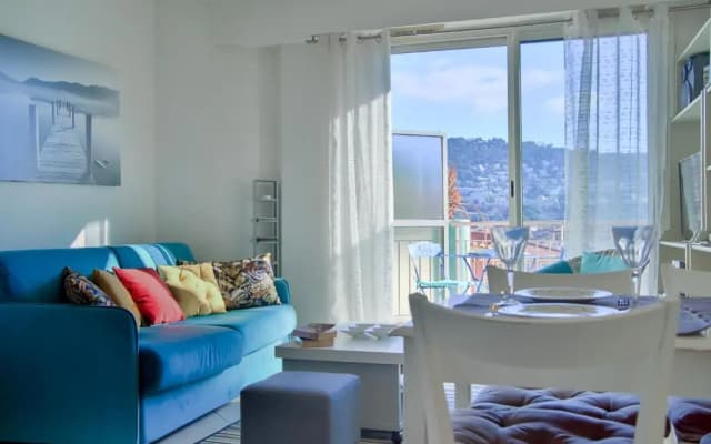 Risso - a modern one bedroom with pool - photo 2