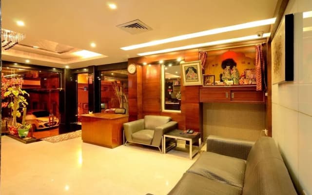 Hotel Omega Residency - photo 2