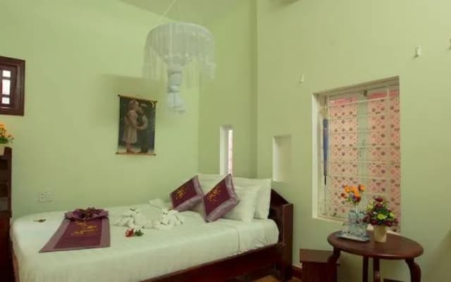 Azalea Homestay - photo 3