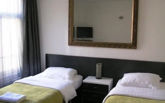 Olive Bed and Breakfast - photo 5