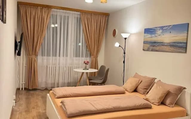 Charming Apart Near Center - photo 2