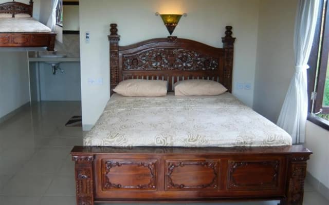Adi Santia Bungalows - photo 2