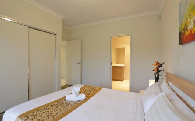 Bradford Place - Melbourne - photo 5