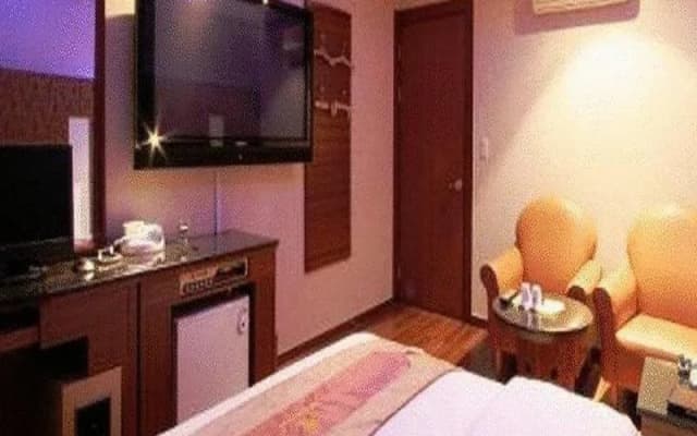 Liz Hotel - photo 5