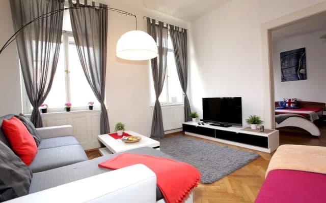 Large Wenceslas Square Apartment for 10 guests - photo 3