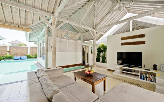 Villa Laksmana Hideaway 2 - photo 3