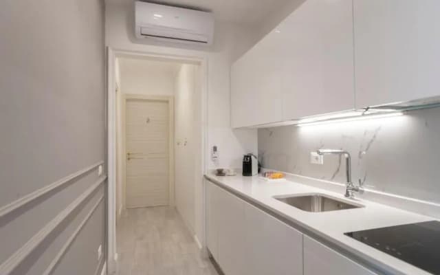 NLM Boutique Apartment - photo 2