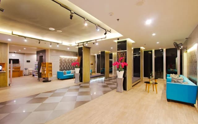Sevn Legian Hotel - photo 2