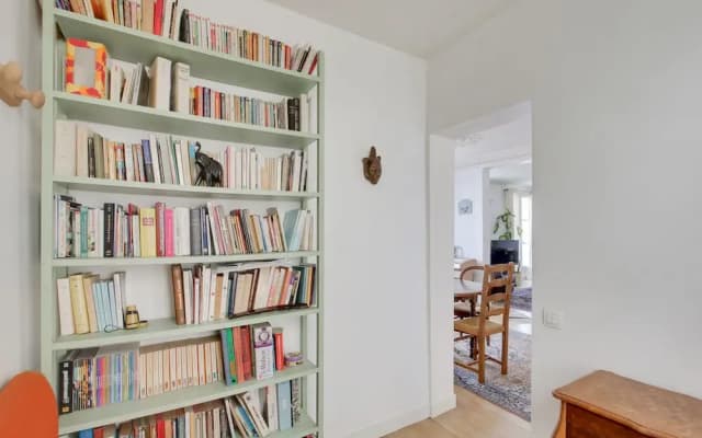 Apartment for 5 - Place des Vosges - photo 5