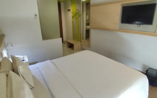 Alltrue Lite Senen Jakarta - photo 2