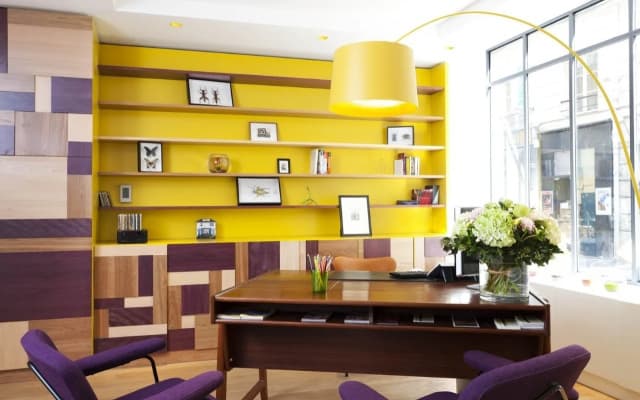 Hotel Crayon - photo 2