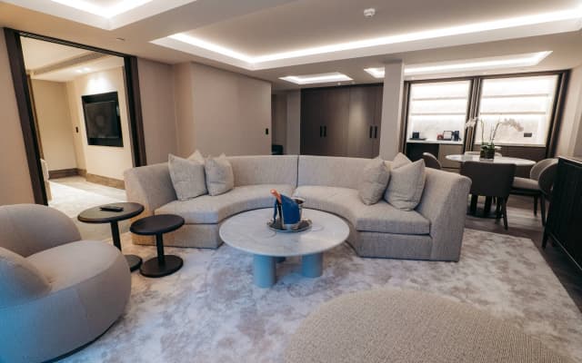 The Lyall - photo 4