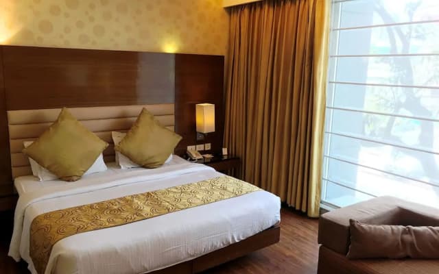 Anara Service Apartments - Greater Kailash Part II - photo 5