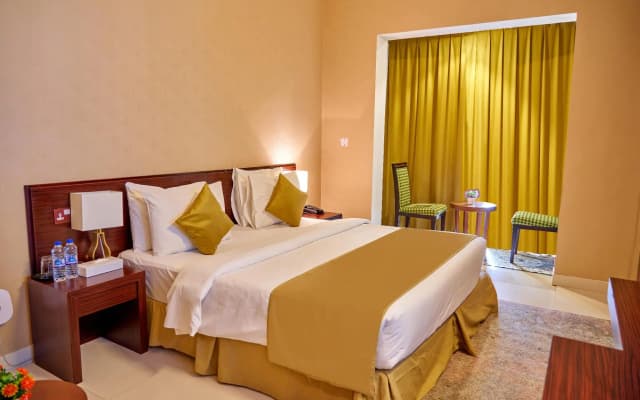Сlick Square Hotel - photo 3
