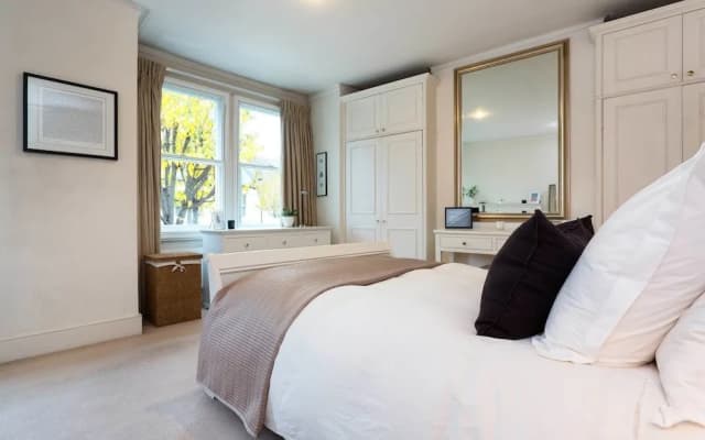 Aslett House - photo 2